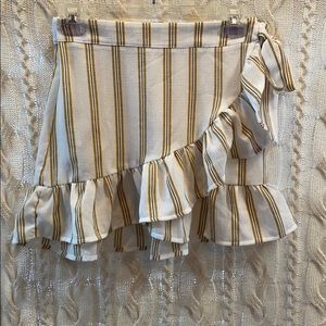 NWOT Cotton On skirt